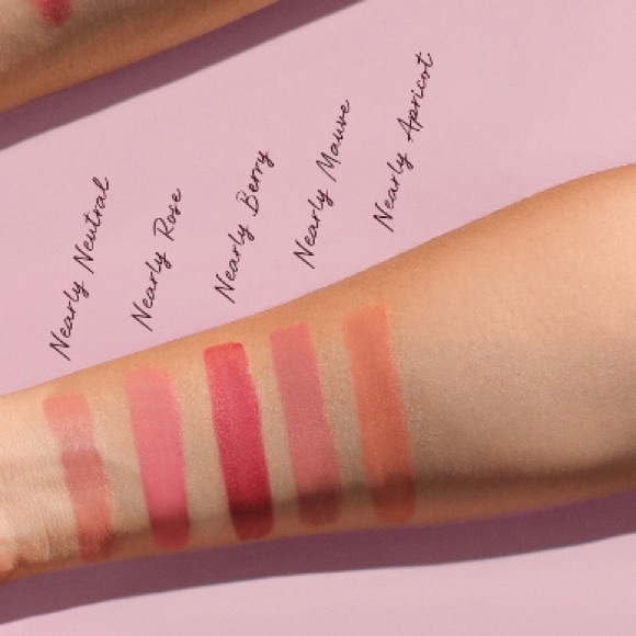 NIB✅Rare Beauty Nearly Rose - Picture 9 of 12